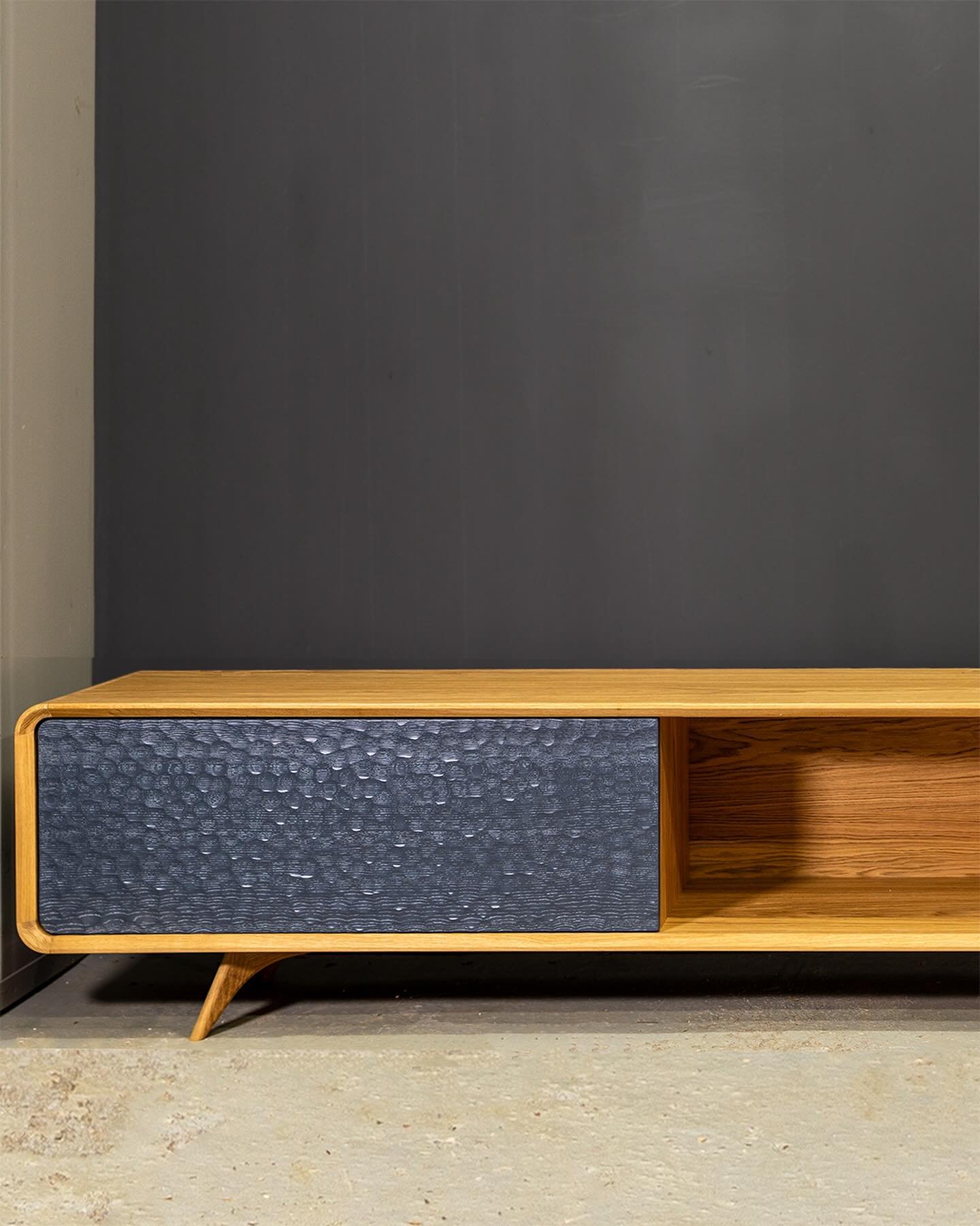 Astoria TV Unit — perspective 1